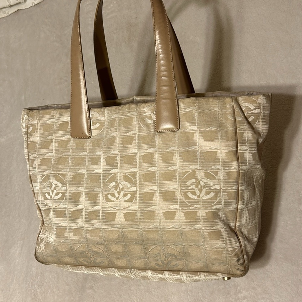 Authentic Chanel Interlocking Cc Logo Beige Trave… - image 5